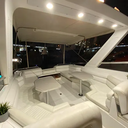 Alojamiento En Barco Voralamar * Valencia